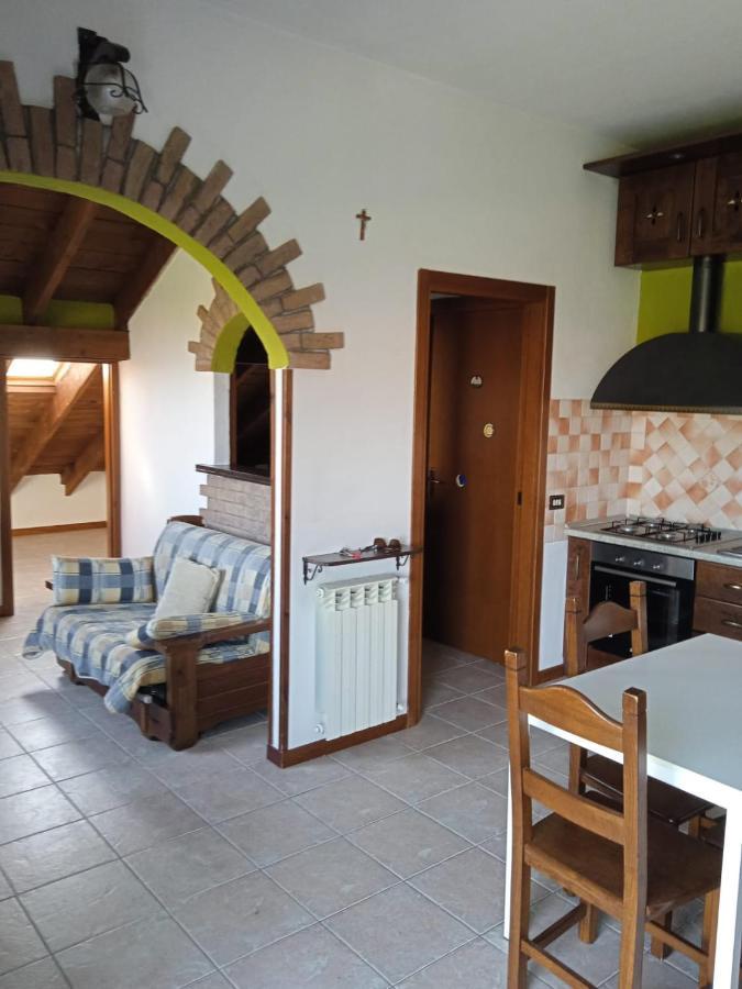 Da Vale E Teo Apartment Legnano Exterior photo