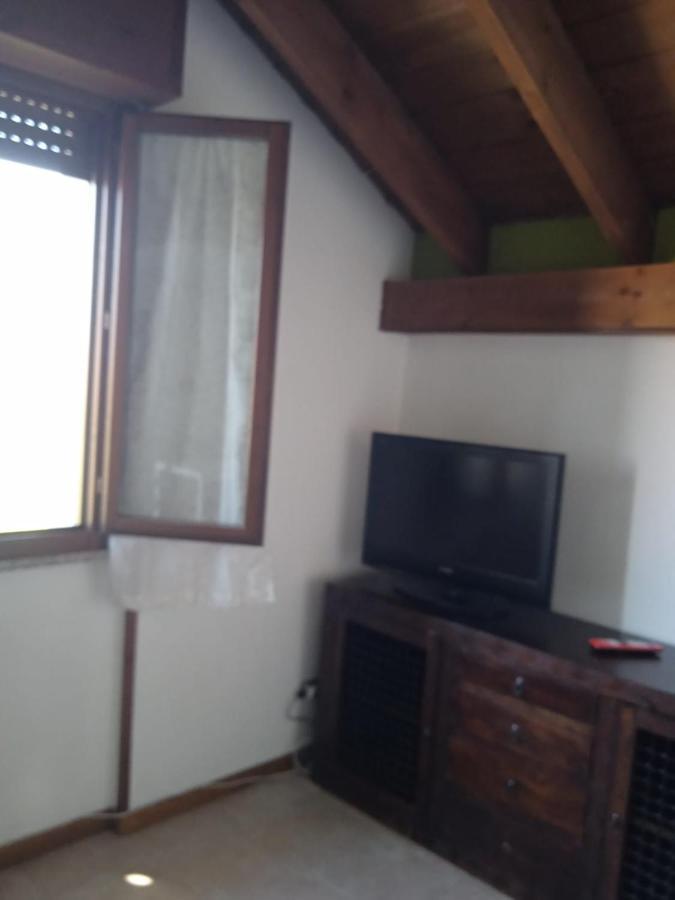 Da Vale E Teo Apartment Legnano Exterior photo